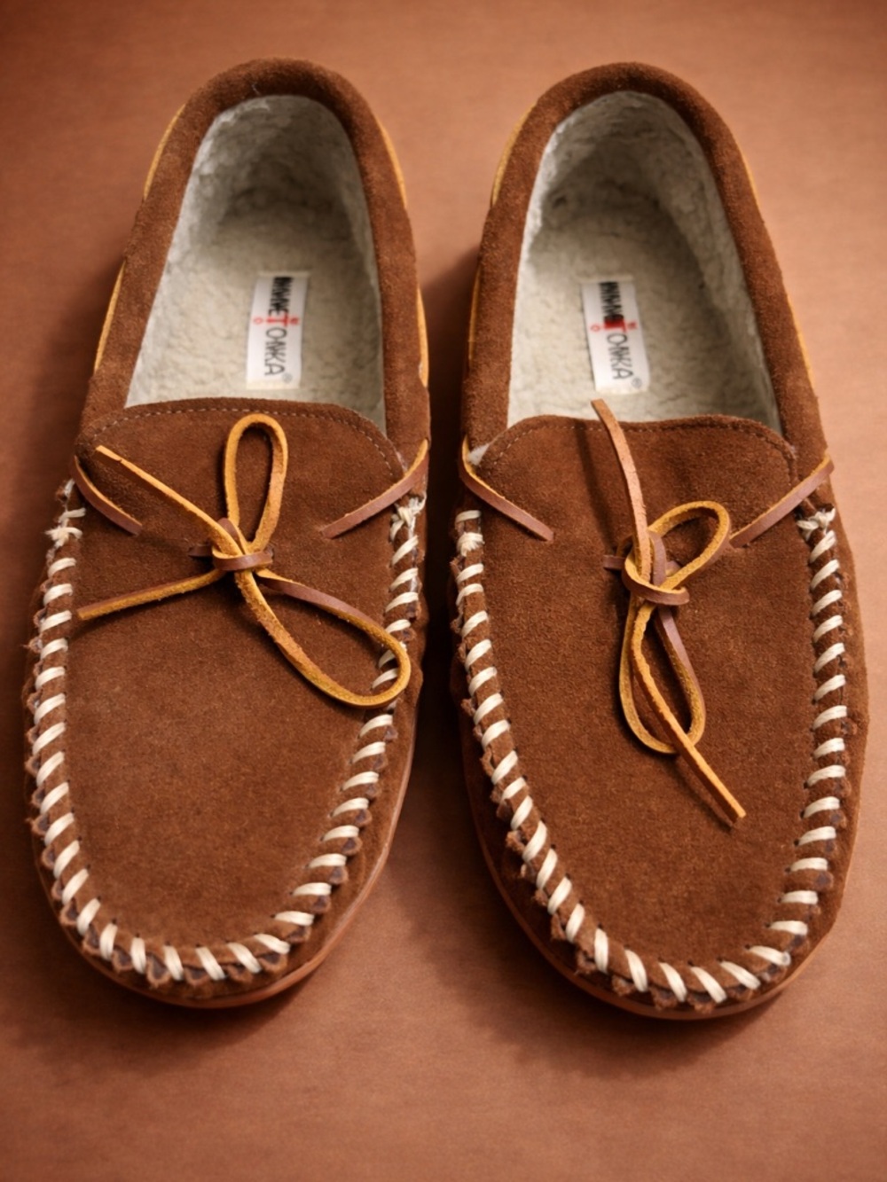 Minnetonka Brown Suede Moccasin Slippers Mens 12 Cozy Sherpa Lined